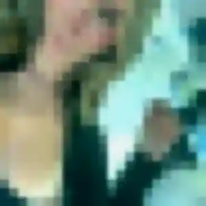 Charmante Célestine, 27 ans à Châteauneuf-du-Rhône - découvrir son profil