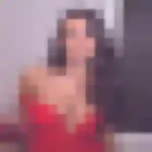 Emilie, femme de 35 ans propose plan cul à Châteauneuf-en-Thymerais