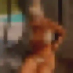 Fama, 25 ans, disponible à Châtel-Guyon pour un plan cul