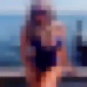 Rejoins Toyin, 26 ans à Châtillon-sur-Seine en privé