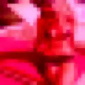 Téning, 22 ans, disponible à Chéroy pour un plan cul