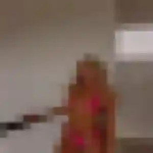 Perrine, 30 ans, connectée à Ciry-le-Noble pour une rencontre coquine