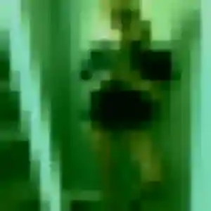 Madeleine, 23 ans, en ligne à Clastres pour un plan cul