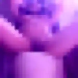 Sexy Yolande, 26 ans à Clohars-Carnoët - voir sa photo