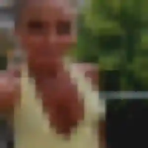 Découvre Naëlle, 35 ans à Clouange en privé