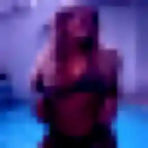 Photo de Amandine à Condat-sur-Ganaveix (40 ans) - plan cul discret
