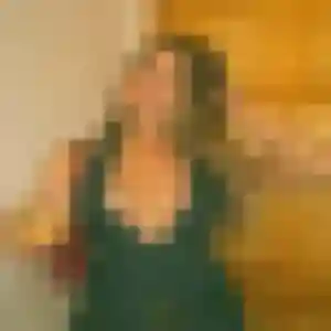 Charmante Modupe, 44 ans à Coudes - voir sa photo