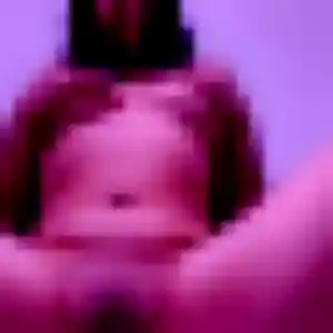 Bola, femme de 45 ans propose plan cul à Crandelles