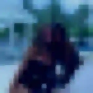 Photo privée de Amara, 24 ans à Creissan - plan discret