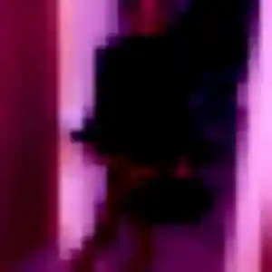 Contacte Xénia, 28 ans à Creissels gratuitement