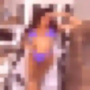 Jeanine, 27 ans, en ligne à Croissy-Beaubourg pour une rencontre coquine