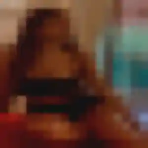 Rejoins Zaïna, 30 ans à Croissy-Beaubourg gratuitement