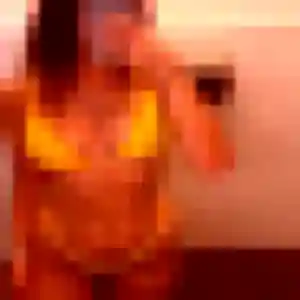 Contacte Louisette, 23 ans à Cuisery en privé