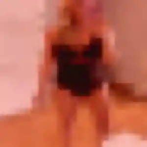 Rejoins Roxane, 25 ans à Daoulas en privé