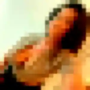 Naïma, 23 ans, connectée à Docelles pour un plan cul