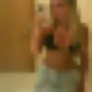 Soline, 27 ans, en ligne à Dogneville pour une rencontre coquine