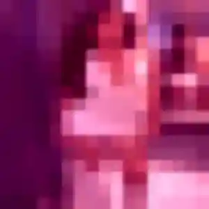 Photo sexy de Esi, 23 ans à Dommartin - rencontre sans lendemain