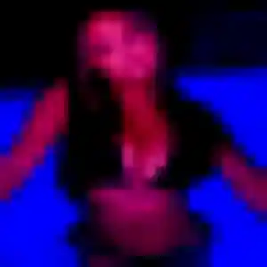 Rejoins Oluchi, 40 ans à Dompierre-sur-Yon en t'inscrivant