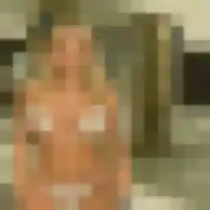 Akouavi, fille de 27 ans propose plan cul à Dornes