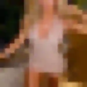 Éva (22 ans) à Douarnenez attend une rencontre maintenant