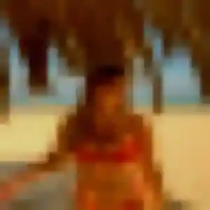 Contacte Bola, 22 ans à Écully en privé