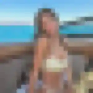 plan cul à Ellon : photo de Laetitia, 24 ans - accès libre