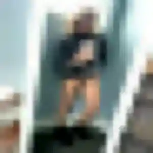 Photo privée de Esi, 44 ans à Épervans - rencontre sans lendemain