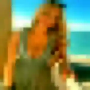 Rejoins Lina, 29 ans à Espondeilhan gratuitement