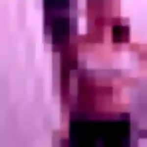 Yawa, femme de 29 ans veut plan cul à Esvres