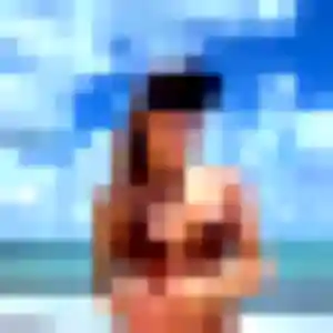 Khoudia, femme de 32 ans cherche plan cul à Évian-les-Bains