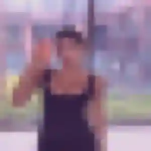 Charmante Justine, 35 ans à Excenevex - voir sa photo