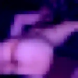 Adja, femme de 33 ans propose plan cul à Èze