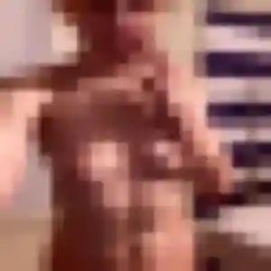 Joy, 28 ans, disponible à Èze pour un plan cul