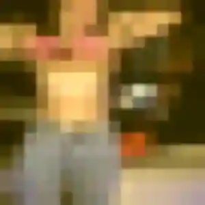 Rejoins Prisca, 31 ans à Farges en t'inscrivant