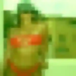 Faustine de Fargues, 32 ans - plan cul discret