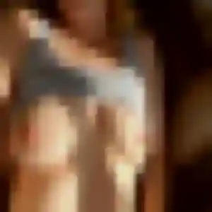 Photo de Justine à Faverges-Seythenex (37 ans) - plan cul anonyme