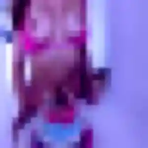 Mbène, 41 ans, connectée à Fayence pour une rencontre coquine