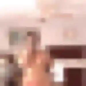 Wanjiku, 34 ans, en ligne à Fère-Champenoise pour une rencontre coquine