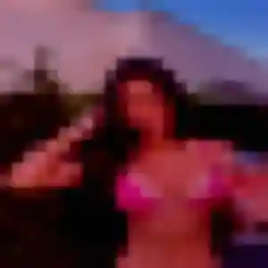 Lilou, femme de 22 ans propose plan cul à Férolles-Attilly