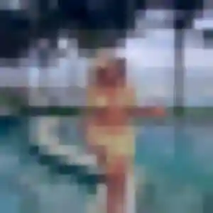 Photo de Adeline à Feuguerolles-Bully (39 ans) - plan cul anonyme
