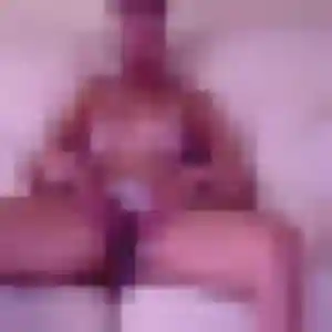 Rosalie, fille de 22 ans cherche plan cul à Flaviac