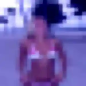 Henriette, 37 ans, disponible à Flers pour un plan cul