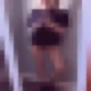 Photo privée de Muthoni, 22 ans à Fleurieu-sur-Saône - rencontre sans lendemain