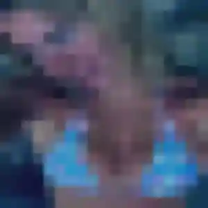Contacte Touty, 29 ans à Fleurieu-sur-Saône en privé