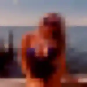 Charmante Éva, 43 ans à Fontain - la contacter