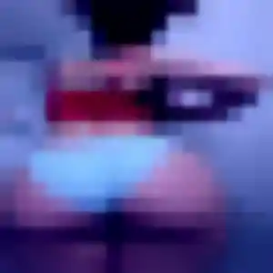 Photo exclusive de Safi, 36 ans à Fontaines-en-Sologne - plan discret