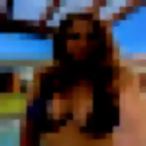 Saly, 26 ans, veut un plan cul à Fontanès