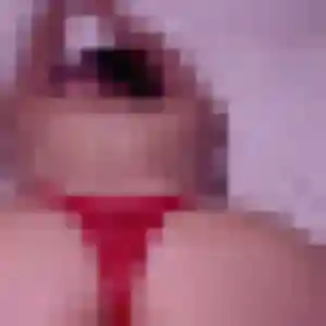 Faustine (40 ans) à Fontenay-le-Vicomte propose une rencontre rapidement