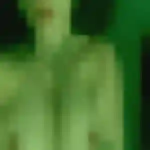 Découvre Farida, 36 ans à Fontvieille en privé