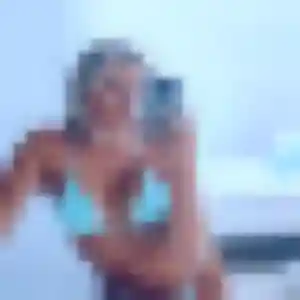 plan cul à Foucherans : profil de Coralie, 31 ans - inscription gratuite
